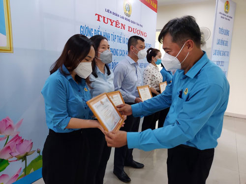 Khuyến khích CNVC-LĐ vượt khó, sáng tạo