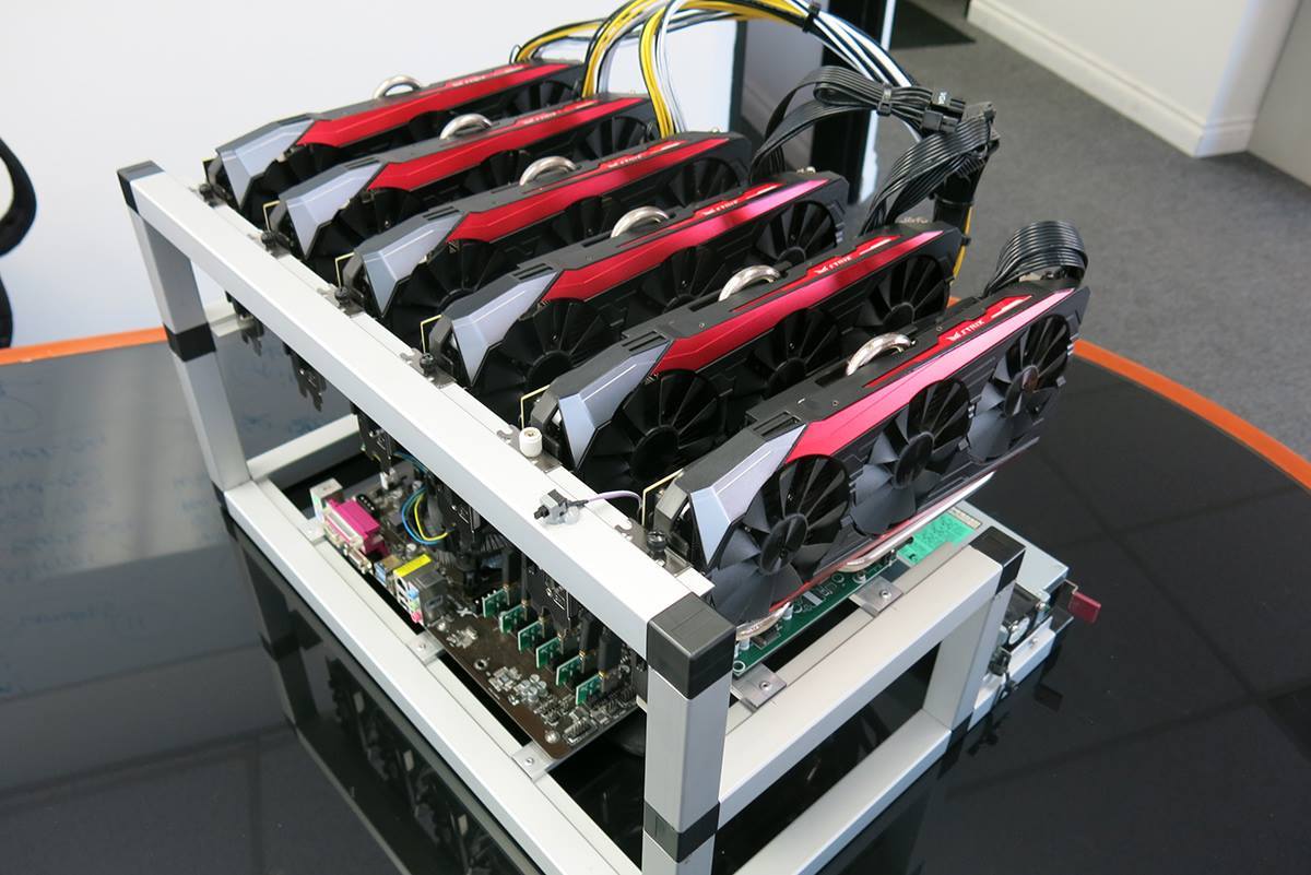 Giá card đồ họa tăng chóng mặt theo tiền ảo
