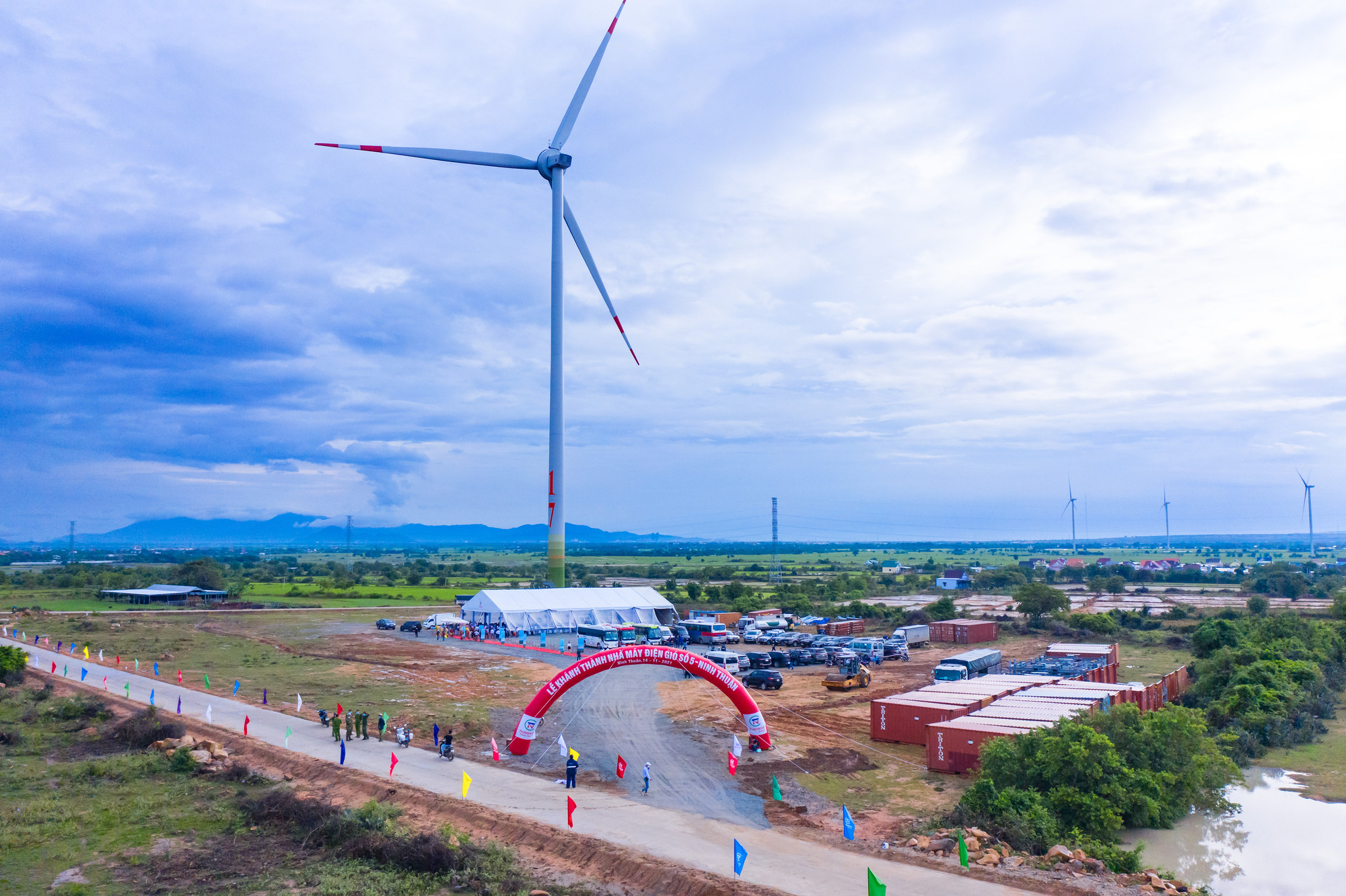 Ninh Thuận khánh thành thêm một nhà máy điện gió công suất 46,2MW
