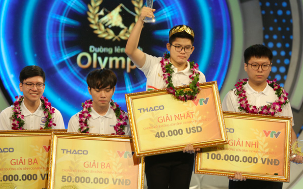 Bứt phá ngoạn mục, Nguyễn Hoàng Khánh giành vòng nguyệt quế Đường lên đỉnh Olympia 2021