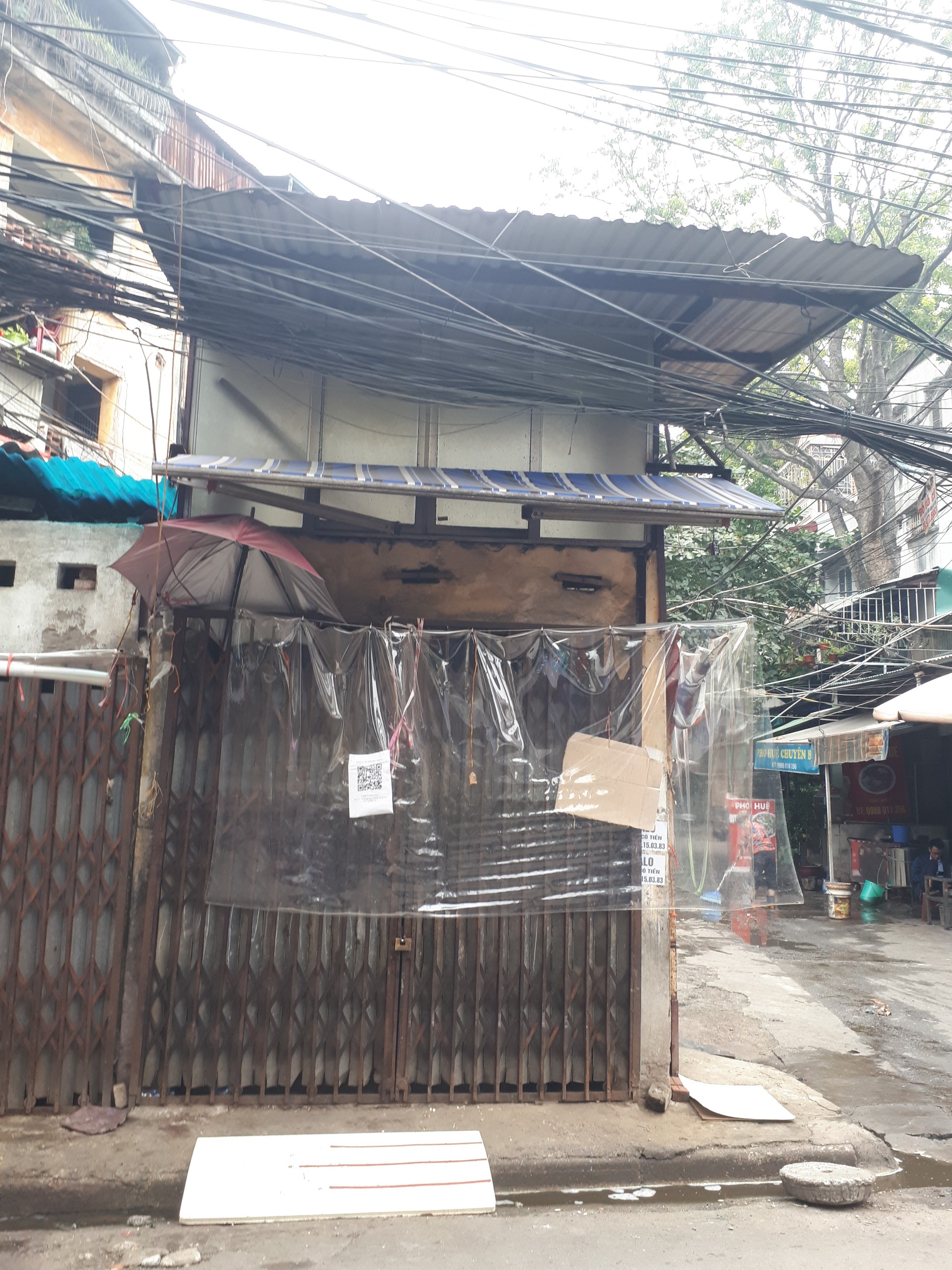 Người bán thịt lợn tại chợ nhiễm SARS-CoV-2, thông báo khẩn tìm người liên quan - Ảnh 1.