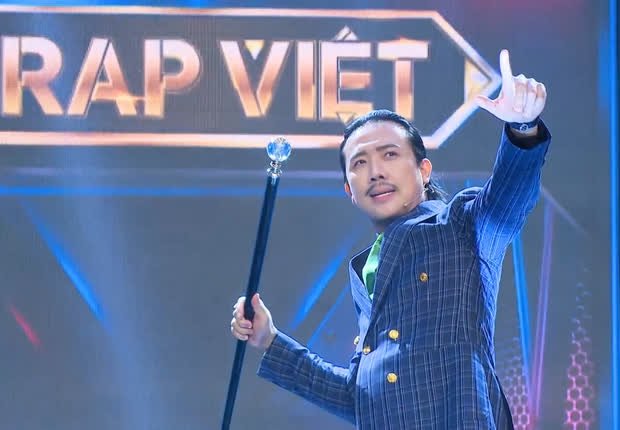 MC Trấn Th&agrave;nh lại &ldquo;lột x&aacute;c&rdquo; g&acirc;y ch&uacute; &yacute; - Ảnh 6.