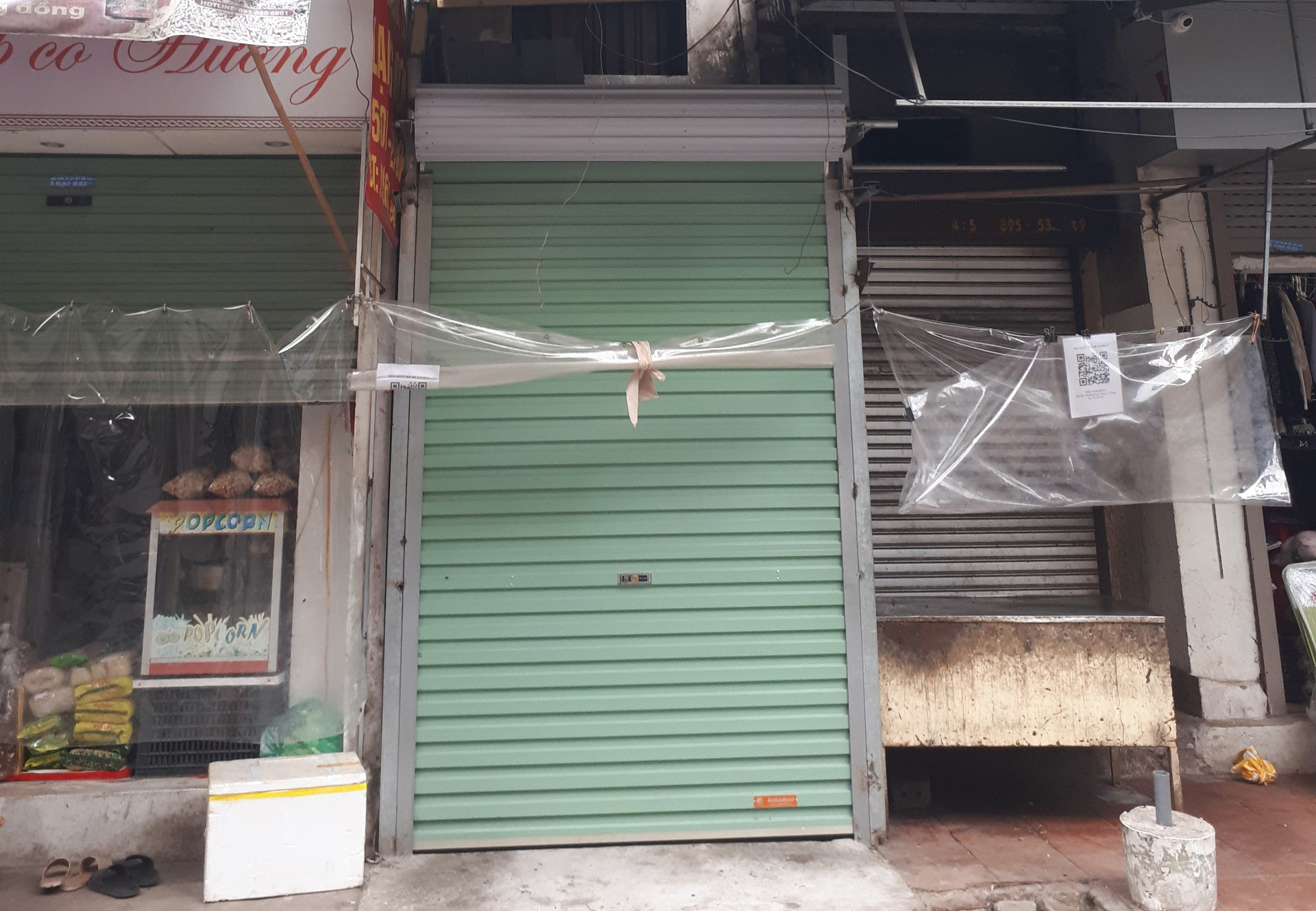 Người bán thịt lợn tại chợ nhiễm SARS-CoV-2, thông báo khẩn tìm người liên quan