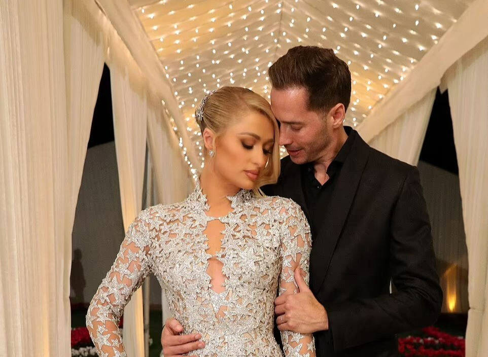 Cận cảnh tiệc cưới thứ ba của “nữ hoàng tiệc tùng” Paris Hilton