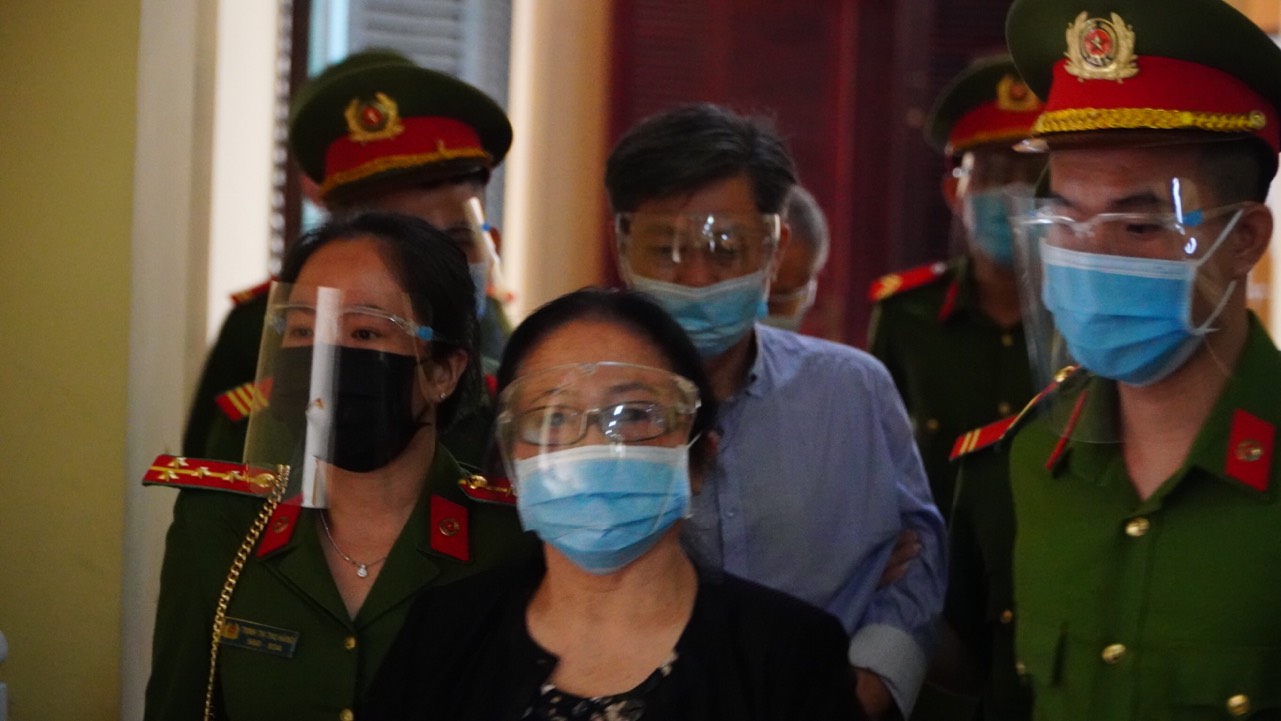 Hình ảnh ông Nguyễn Thành Tài và nữ đại gia Dương Thị Bạch Diệp sáng 16-11 - Ảnh 3.