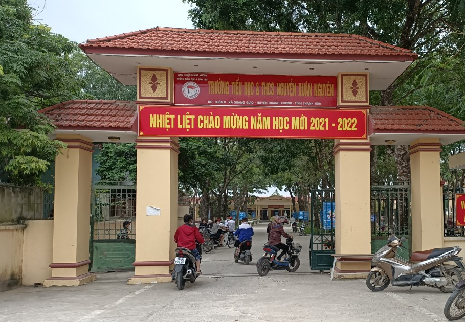 Nhân viên nhà trường gần 2 năm không đi làm vẫn có trong danh sách