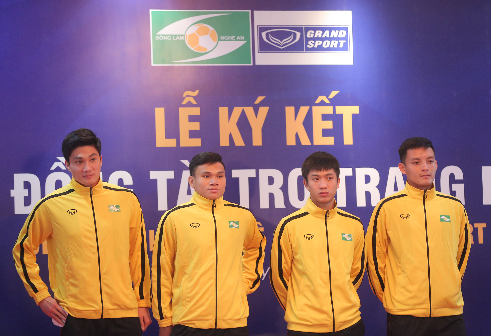 CLB S&ocirc;ng Lam Nghệ An hướng đến vị tr&iacute; thứ 5 ở V-League 2022 - Ảnh 3.