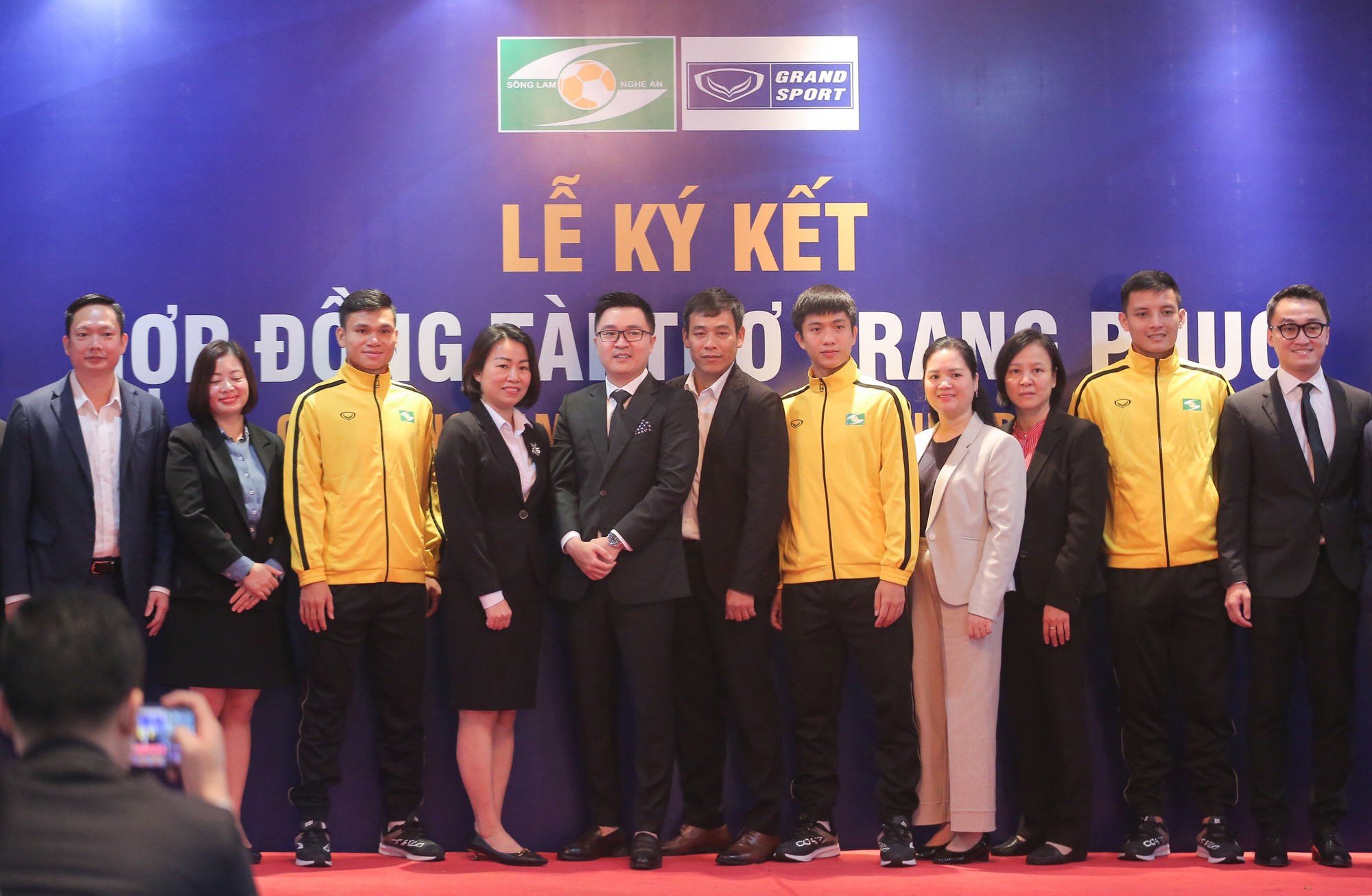 CLB S&ocirc;ng Lam Nghệ An hướng đến vị tr&iacute; thứ 5 ở V-League 2022 - Ảnh 4.