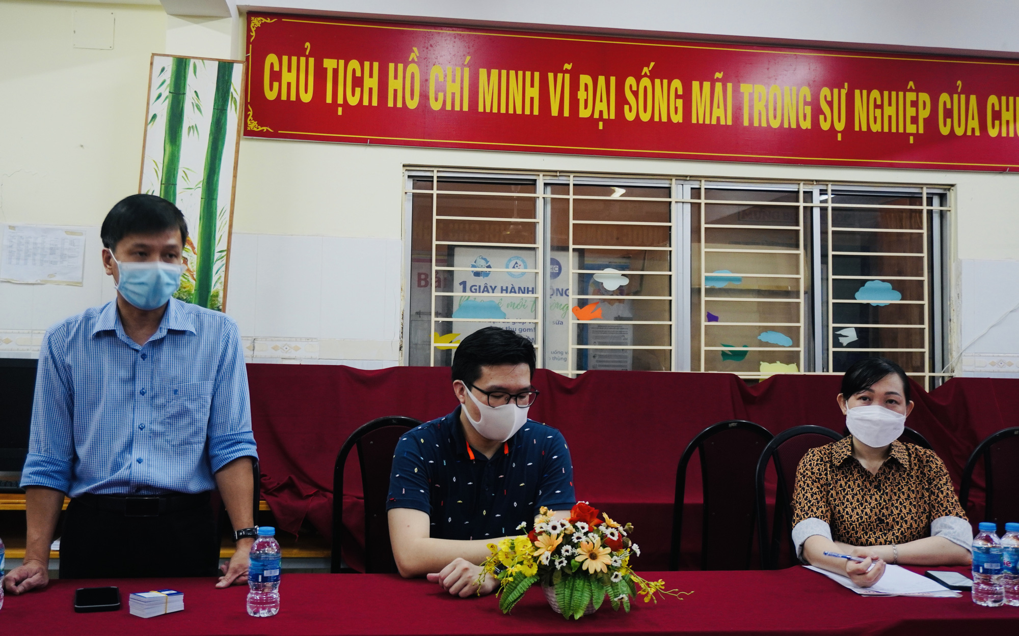 Sim Mobifone miễn phí đến với giáo viên, học sinh ở TP Thủ Đức - Ảnh 3.