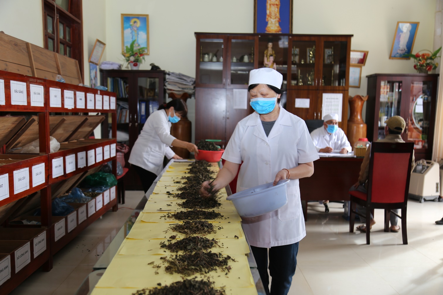 Những tấm l&ograve;ng đẹp giữa đời thường - Ảnh 5.