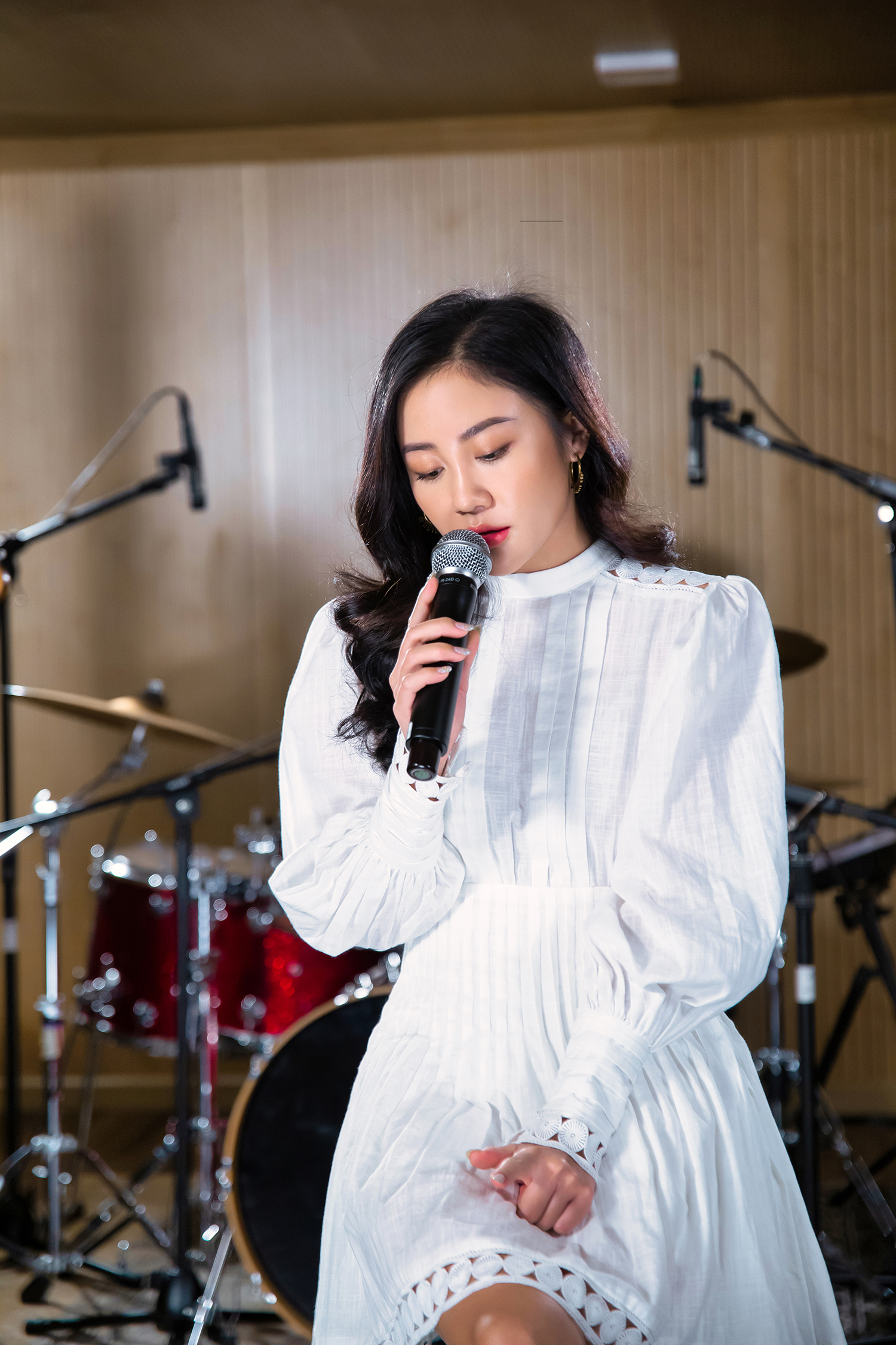 Văn Mai Hương đi học trong nước mắt - Ảnh 10.