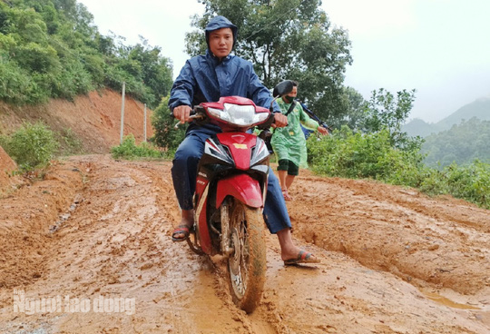 Một ng&agrave;y ở điểm trường đặc biệt nơi ng&atilde; ba bi&ecirc;n giới - Ảnh 5.
