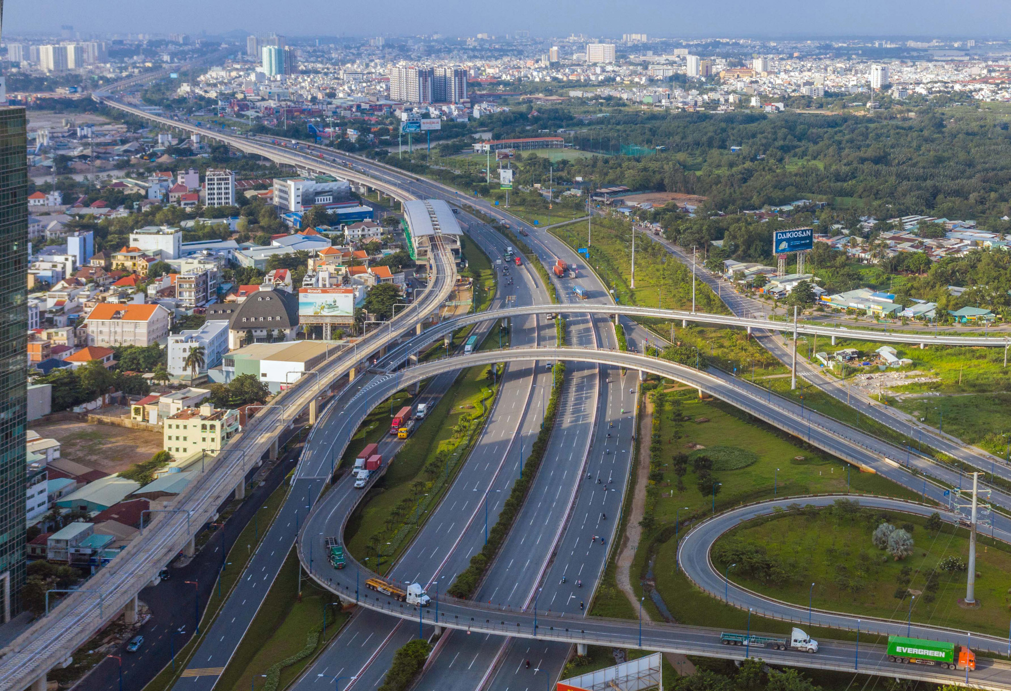 Cấp bách tìm vốn cho hạ tầng giao thông