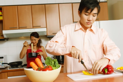 Vợ chồng, ai "trên cơ" ai?