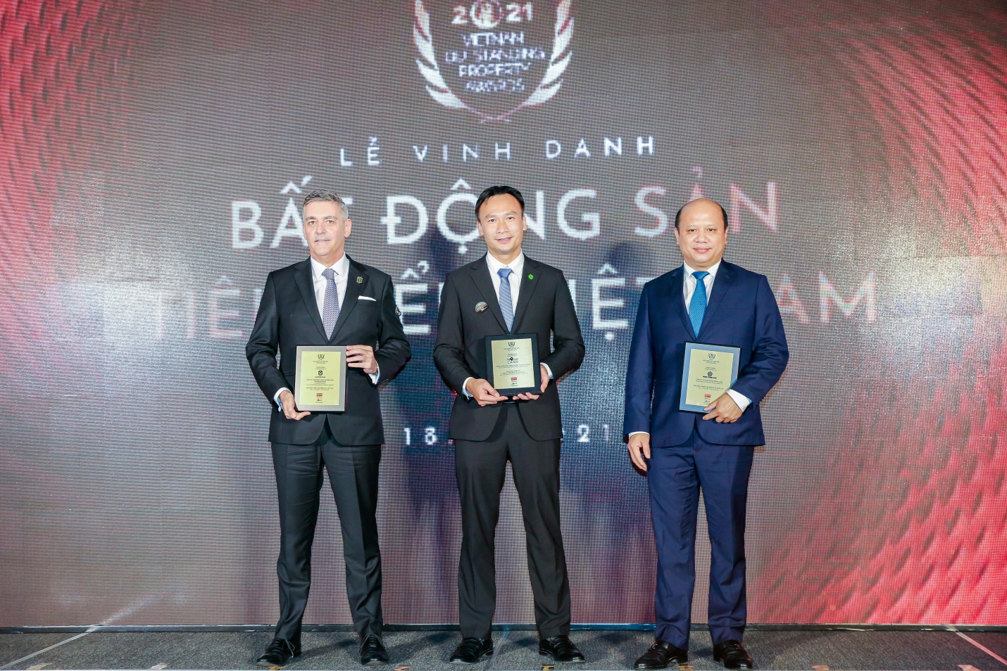 Hưng Thịnh Land: Doanh nghiệp bất động sản xuất sắc 2021 - Ảnh 1.