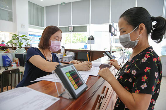 Lắng nghe người dân hiến kế: Đào tạo cán bộ, nâng chất lượng dịch vụ công