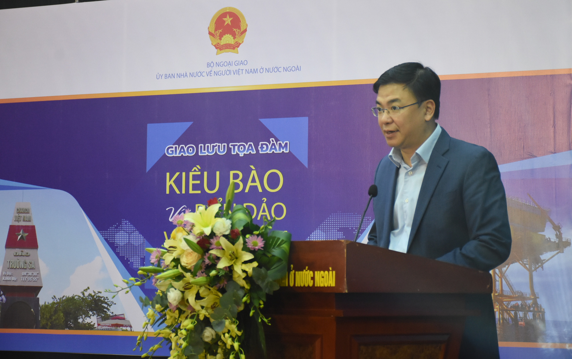 Kiều bào Mỹ: Chuyến đi Trường Sa đánh dấu khúc chuyển trong cuộc đời hoạt động chính trị của tôi - Ảnh 1.