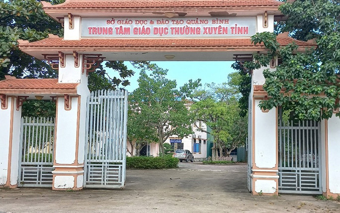 Vụ thủ quỹ khai mất 6 tỉ đồng: Chưa thể cấp chứng chỉ cho học viên