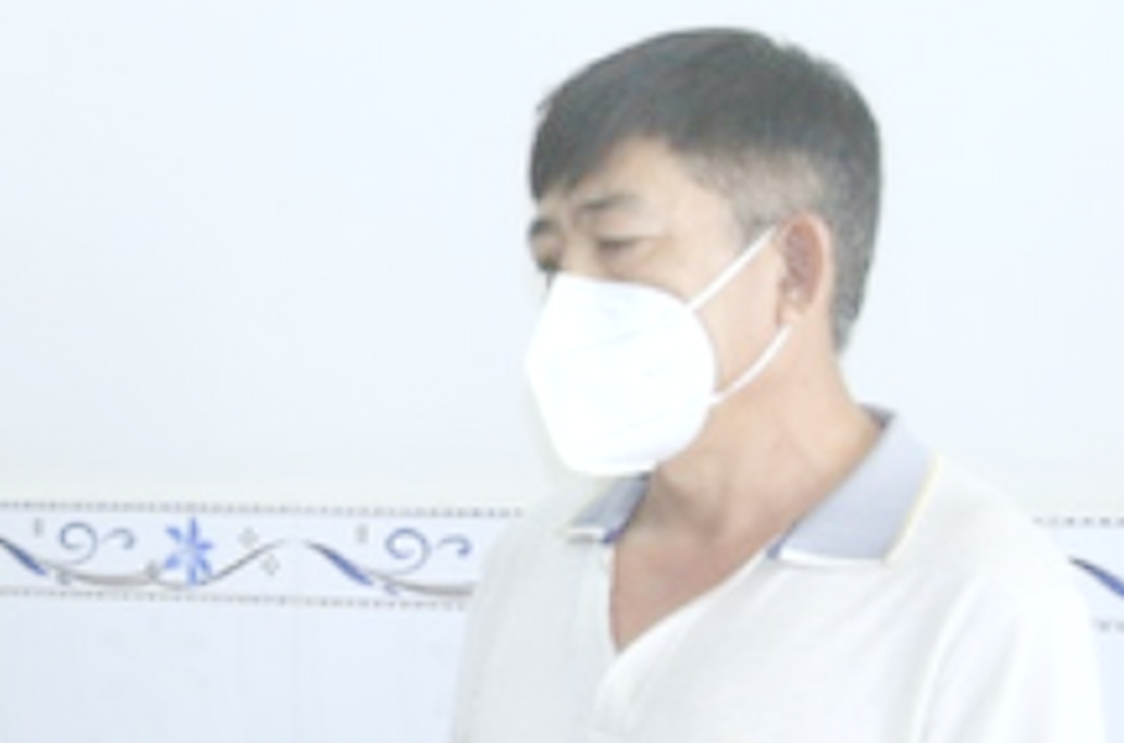 Đ&igrave;nh chỉ 3 c&aacute;n bộ c&ocirc;ng an li&ecirc;n quan b&agrave; tr&ugrave;m bu&ocirc;n lậu Mười Tường - Ảnh 3.