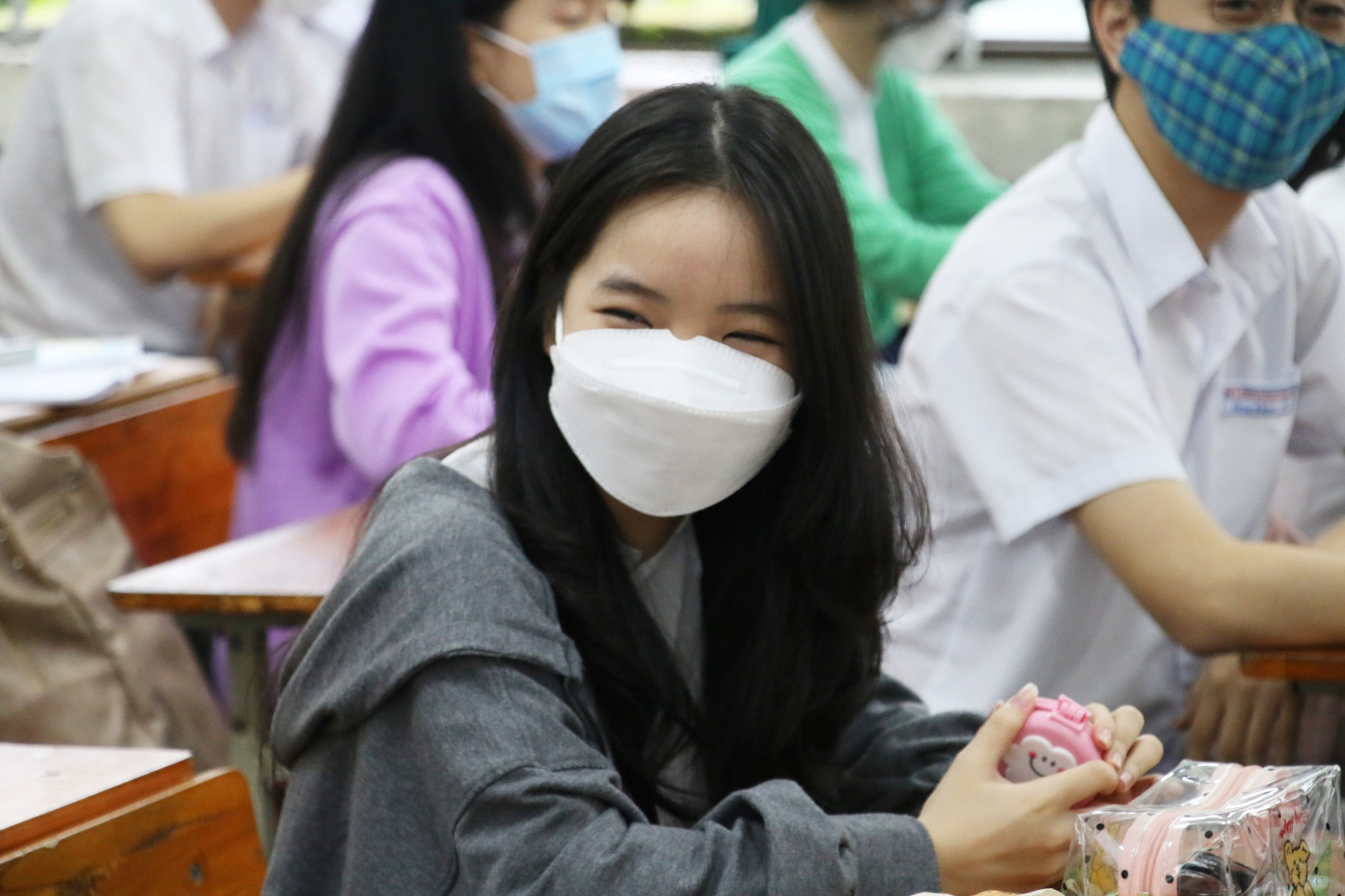 Tiết học đầu tiên sau hơn 9 tháng trực tuyến của học sinh Đà Nẵng