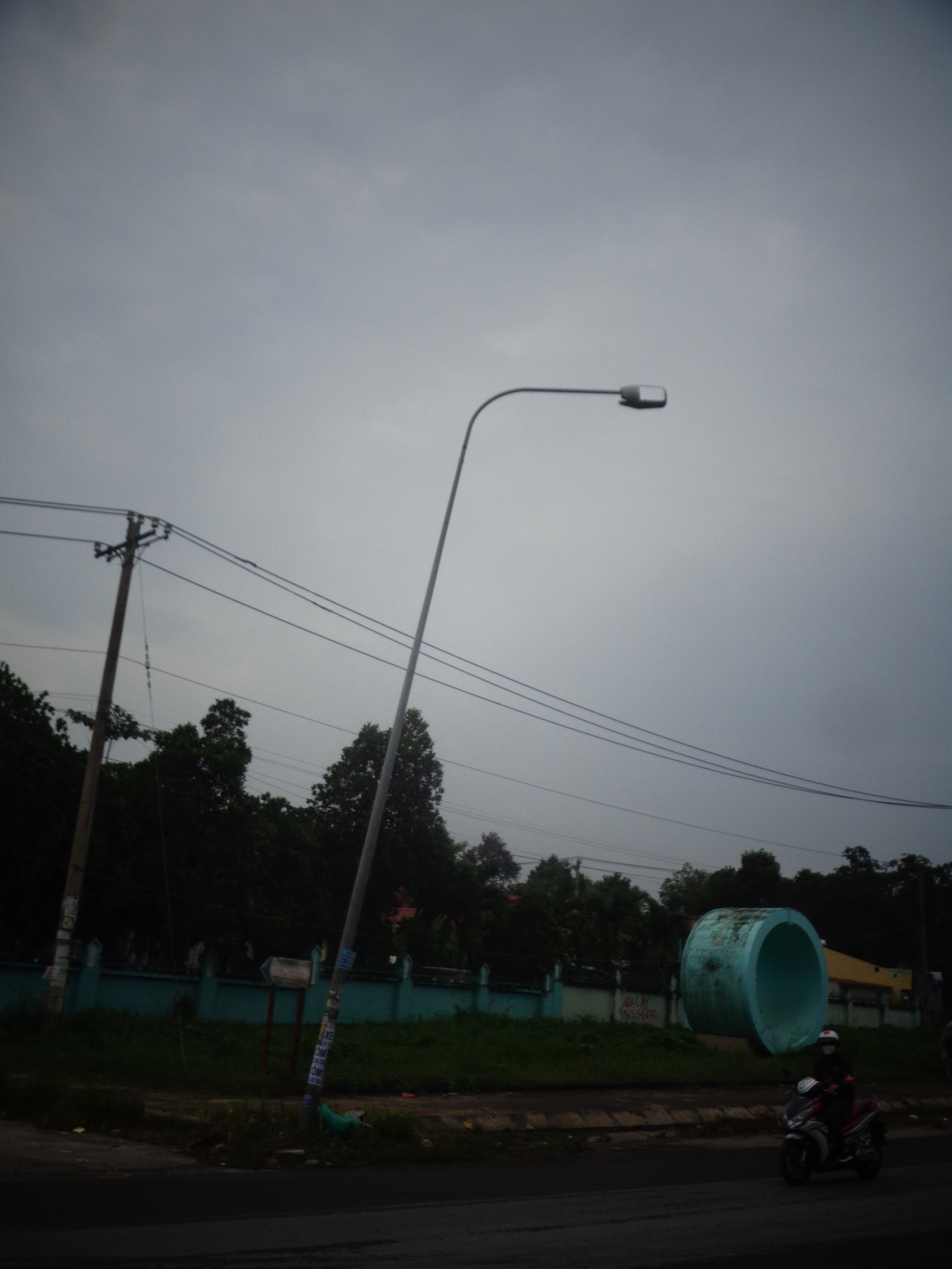 Trụ đèn nghiêng