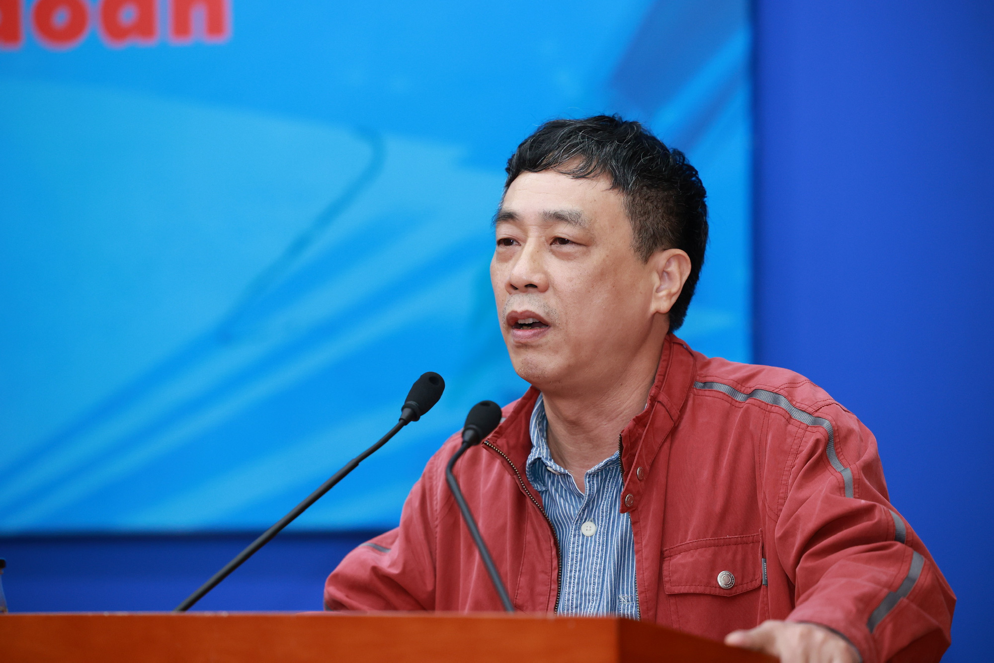Cuộc thi s&aacute;ng t&aacute;c văn học về đề t&agrave;i c&ocirc;ng nh&acirc;n, c&ocirc;ng đo&agrave;n c&oacute; tổng giải thưởng gần 2,5 tỉ đồng - Ảnh 2.