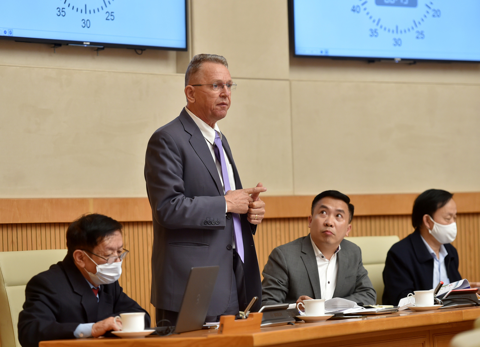 Ph&oacute; Thủ tướng: Từ nay đến 2030, hạ tầng giao th&ocirc;ng V&ugrave;ng ĐBSCL sẽ ph&aacute;t triển vượt bậc - Ảnh 3.