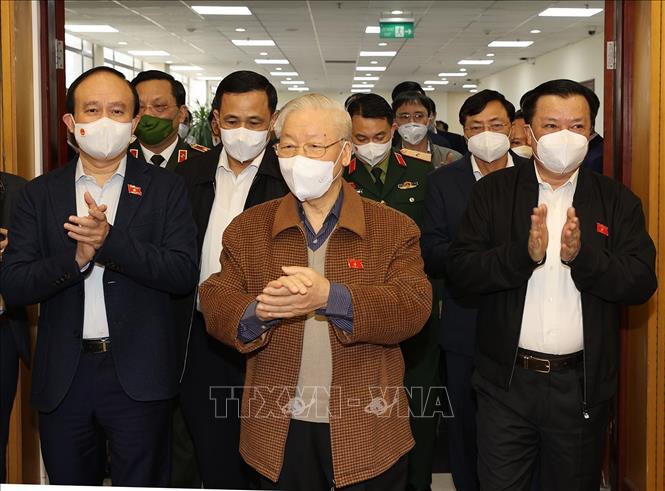 Tổng B&iacute; thư Nguyễn Ph&uacute; Trọng: Hạnh ph&uacute;c kh&ocirc;ng chỉ ở chỗ nhiều tiền, lắm của - Ảnh 2.