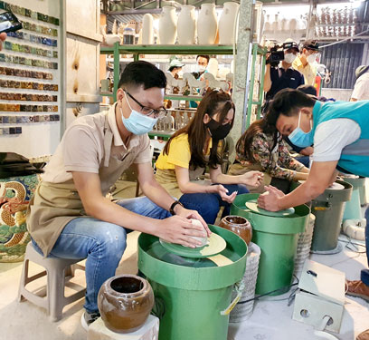 TIẾP NỐI HỘI NGHỊ VĂN H&Oacute;A TO&Agrave;N QUỐC (NG&Agrave;Y 24-11-2021) (*): Du lịch văn h&oacute;a tạo n&ecirc;n sự kh&aacute;c biệt - Ảnh 1.