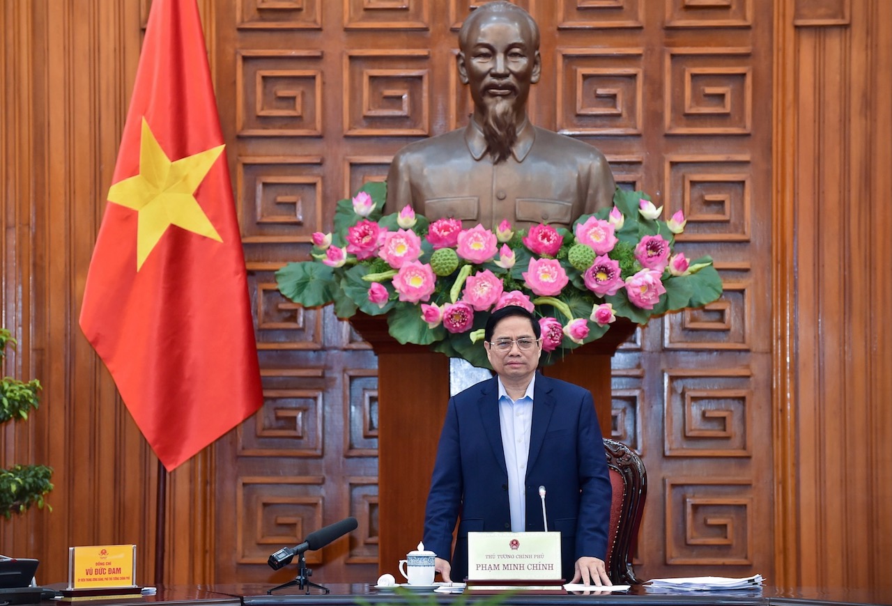 Thủ tướng: Sản xuất bằng được vắc-xin v&agrave; thuốc điều trị Covid-19 trong nước - Ảnh 2.