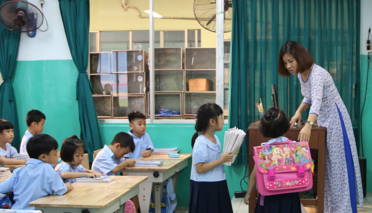 Tăng cường bồi dưỡng giáo viên cho chương trình mới