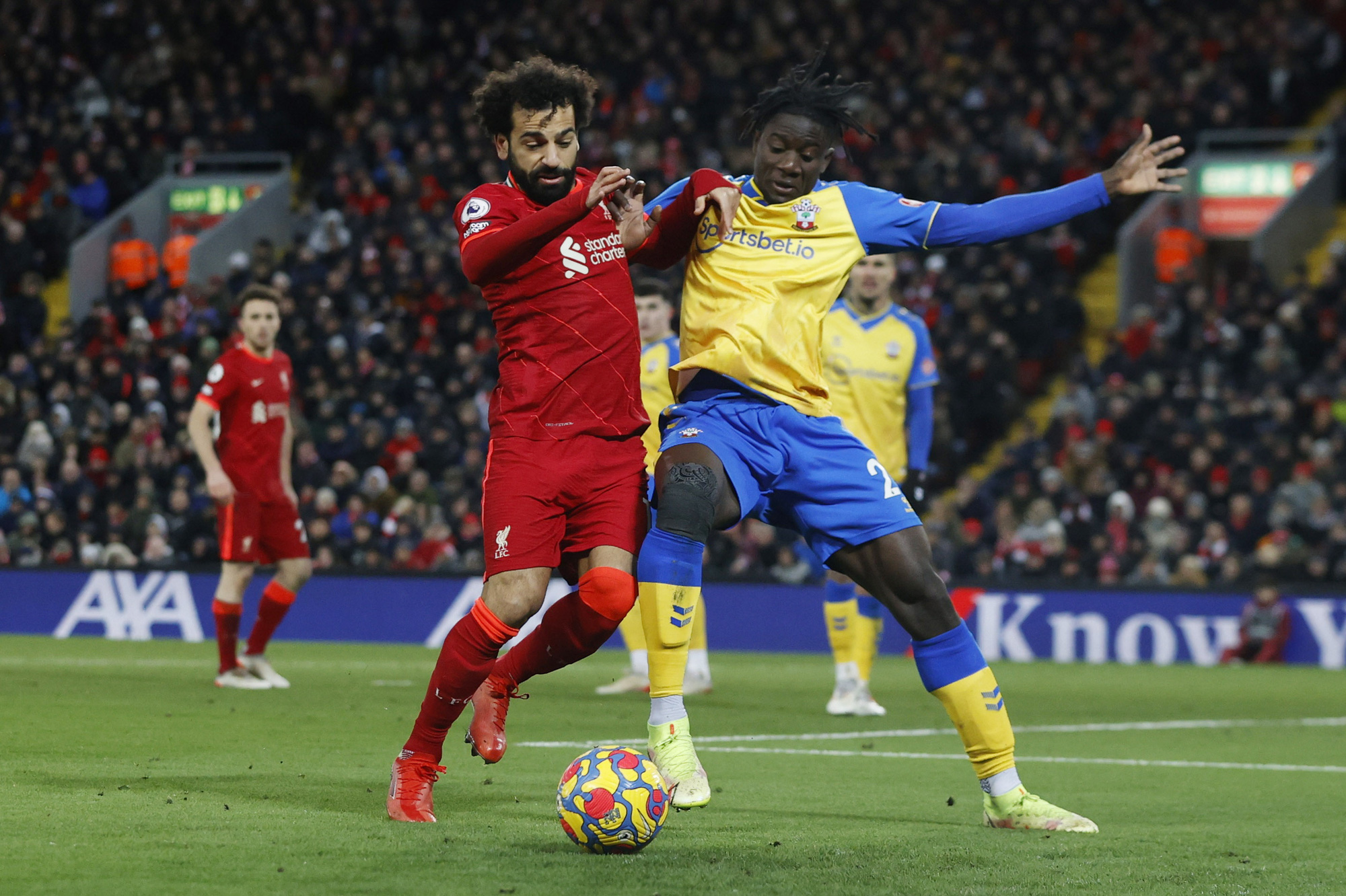 Đại thắng Southampton, Liverpool th&aacute;ch thức ng&ocirc;i đầu Ngoại hạng - Ảnh 6.