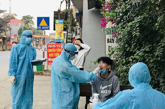 15 giáo viên và học sinh mắc Covid-19, hơn 1.500 học sinh dừng đến trường