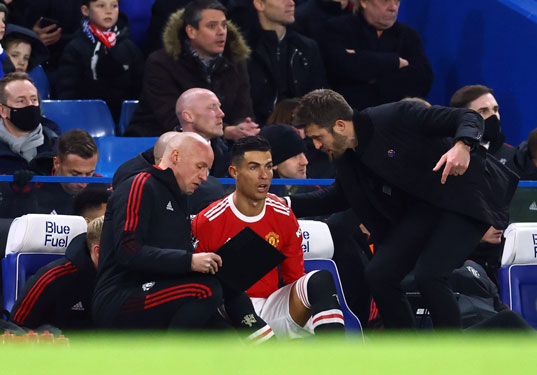 Man United: Chờ thay tướng, quyết đổi vận - Ảnh 1.