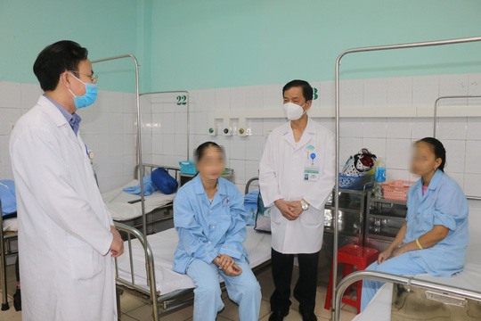 11 người trong vụ tiêm vắc-xin Covid-19 có 4 người chết ở Thanh Hóa xuất viện - Ảnh 1.