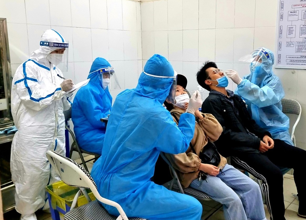 Xét nghiệm 444 công nhân một công trường, đã phát hiện 98 ca mắc Covid-19