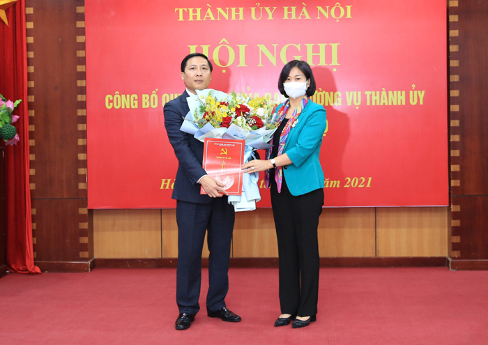 &Ocirc;ng Nguyễn Thanh Li&ecirc;m l&agrave;m b&iacute; thư M&ecirc; Linh - Ảnh 1.