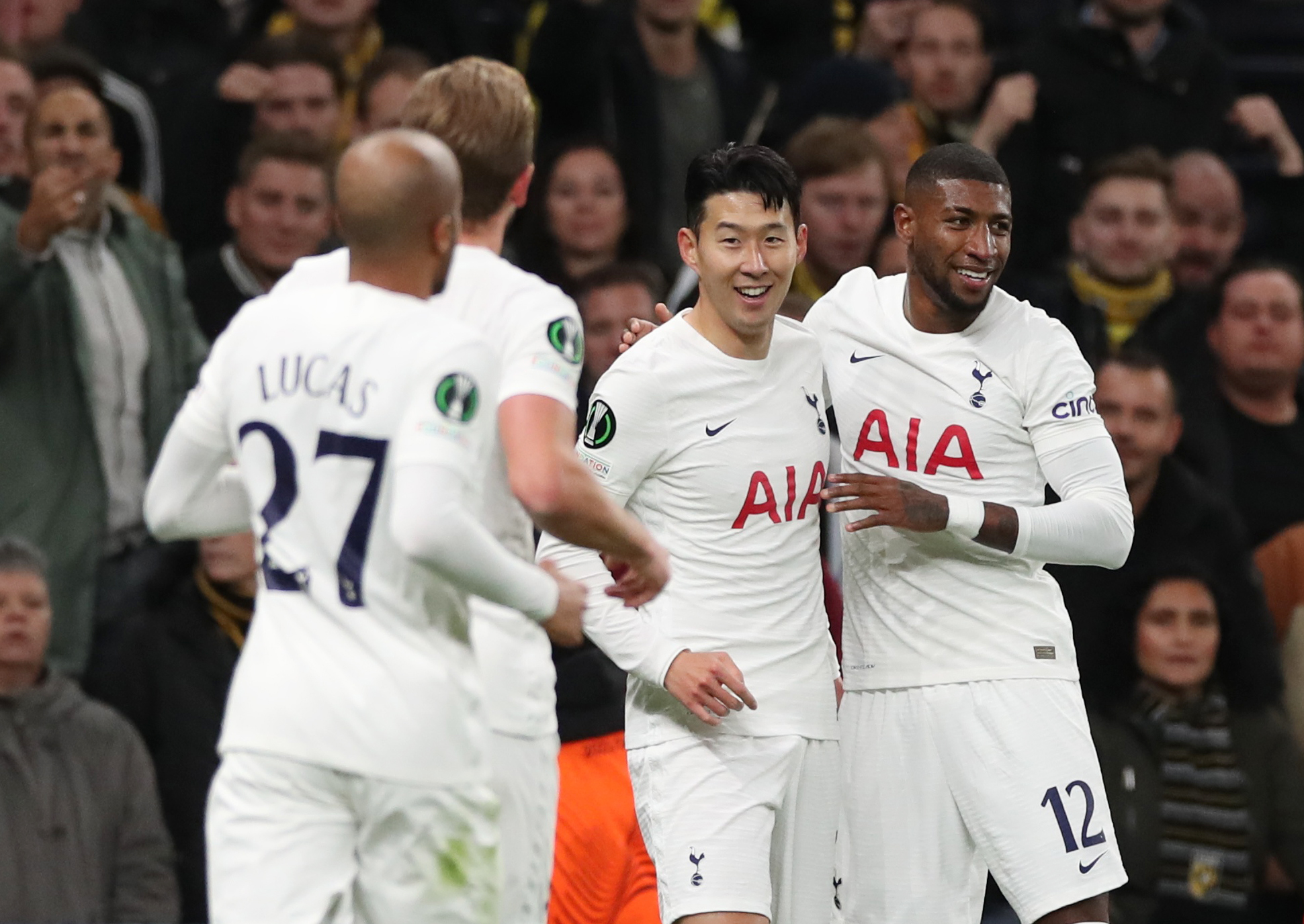 T&acirc;n HLV Tottenham thừa nhận cay đắng sau trận thắng vất vả - Ảnh 8.