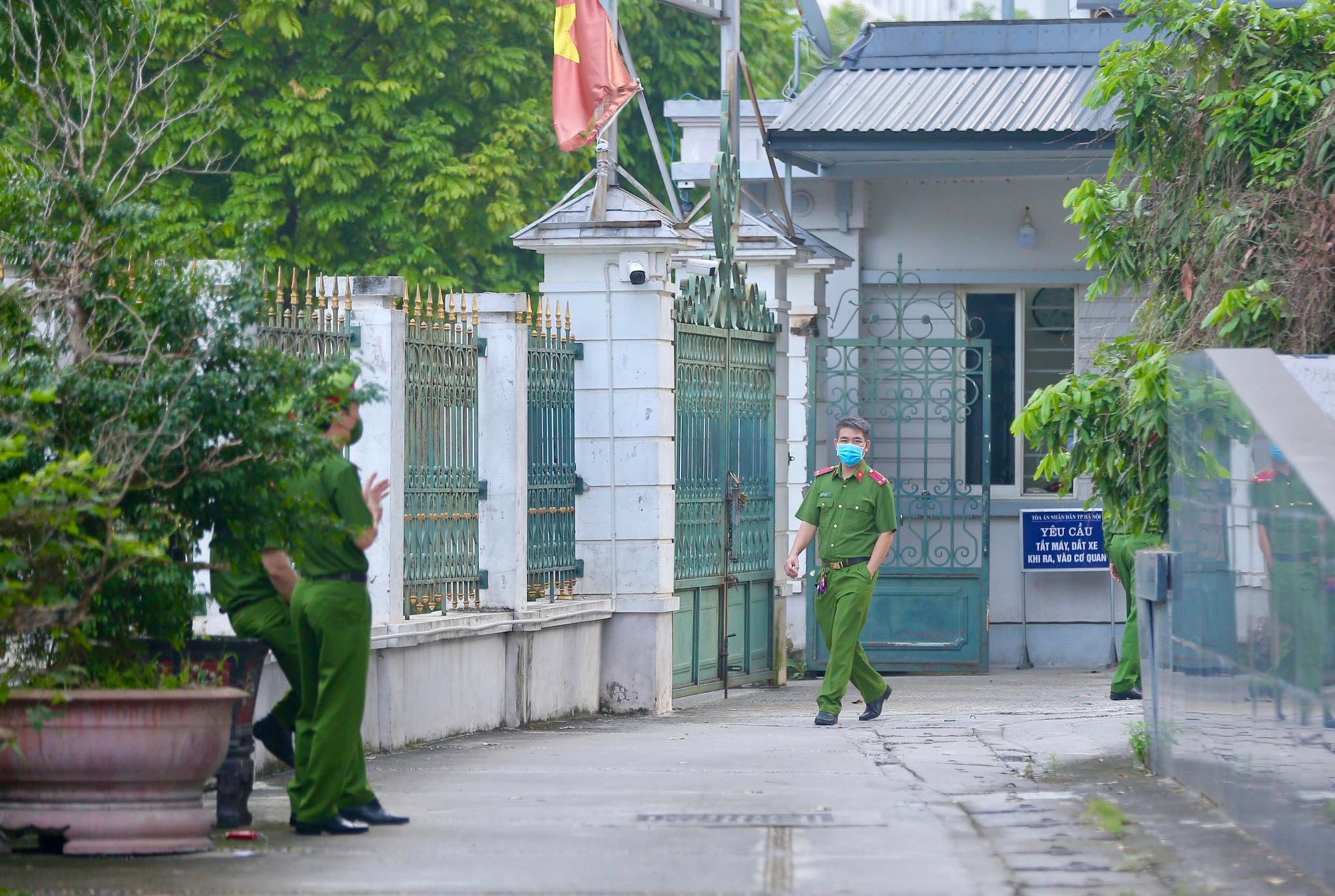 Luật sư: Bị c&aacute;o Nguyễn Duy Linh bệnh t&igrave;nh nặng - Ảnh 6.