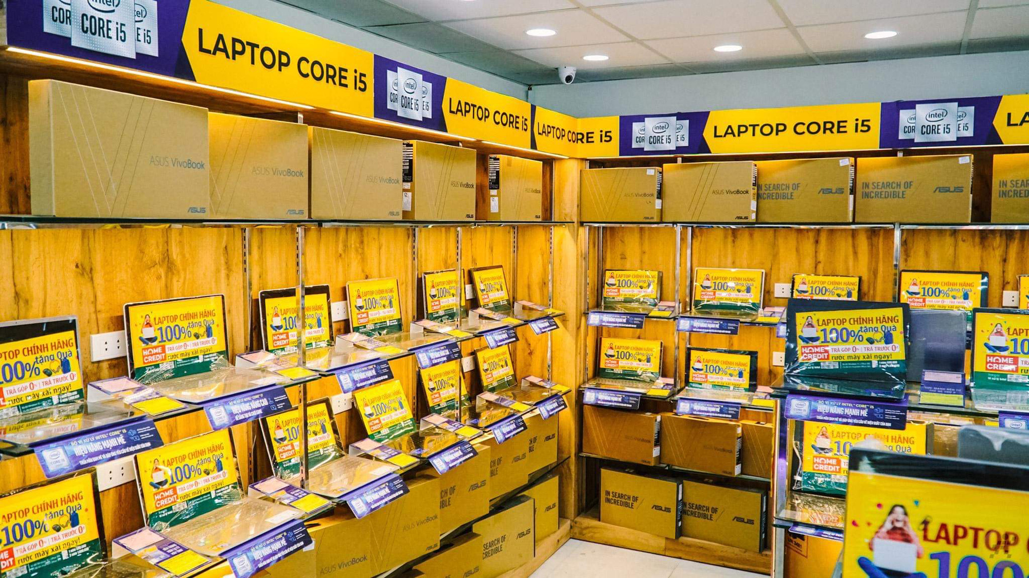 Laptop tại Thế Giới Di Động đạt doanh thu kỷ lục 2.000 tỉ trong mùa “back to school”