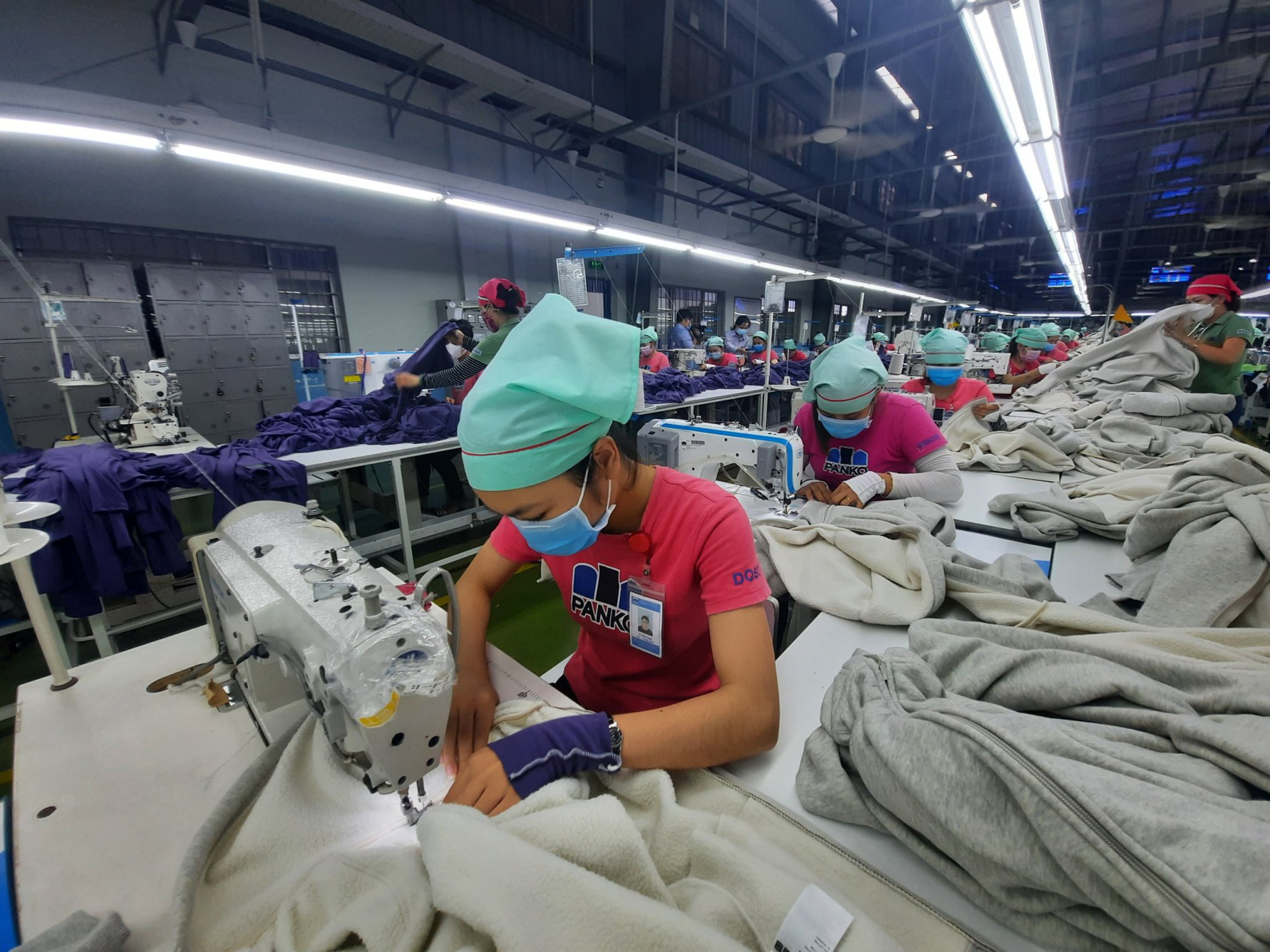 Khẩn trương ho&agrave;n tất chi g&oacute;i hỗ trợ bảo hiểm thất nghiệp - Ảnh 1.