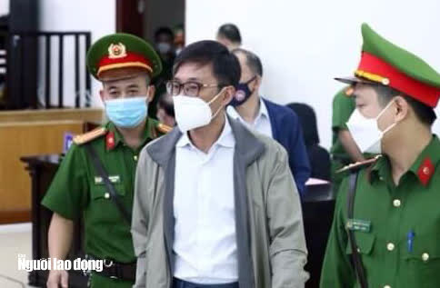Ông Nguyễn Duy Linh thừa nhận đã nhận hối lộ 5 tỉ đồng, nói nộp lại "ngay chiều nay hoặc mai"