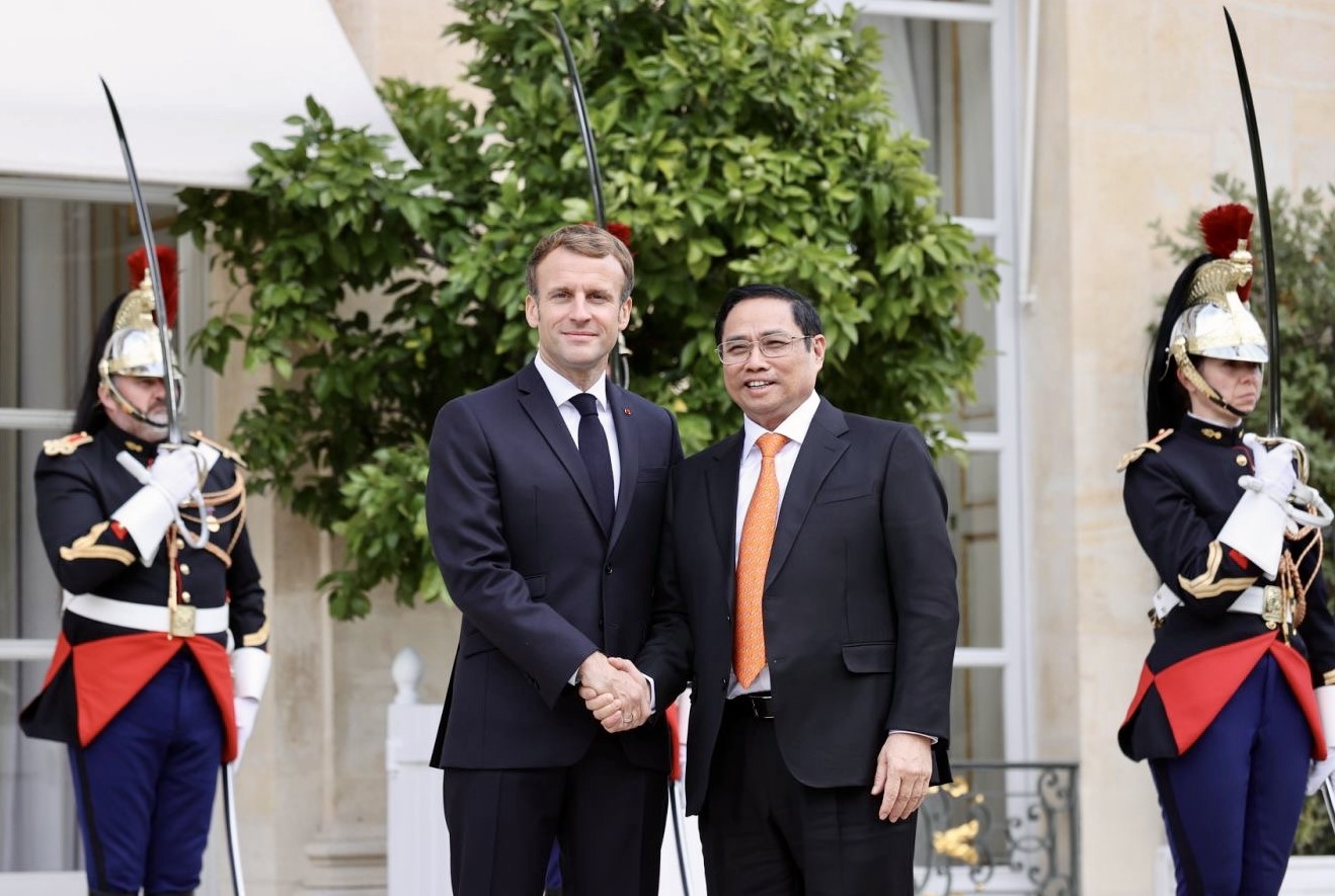 Thủ tướng Phạm Minh Ch&iacute;nh hội kiến Tổng thống Ph&aacute;p Emmanuel Macron - Ảnh 1.