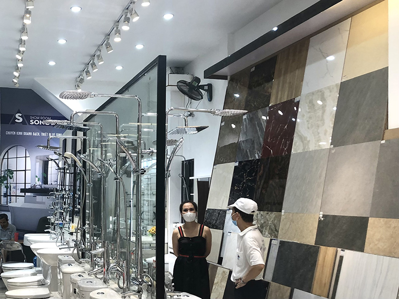 Thị trường vật liệu nội thất dần sôi động trở lại - Ảnh 1.