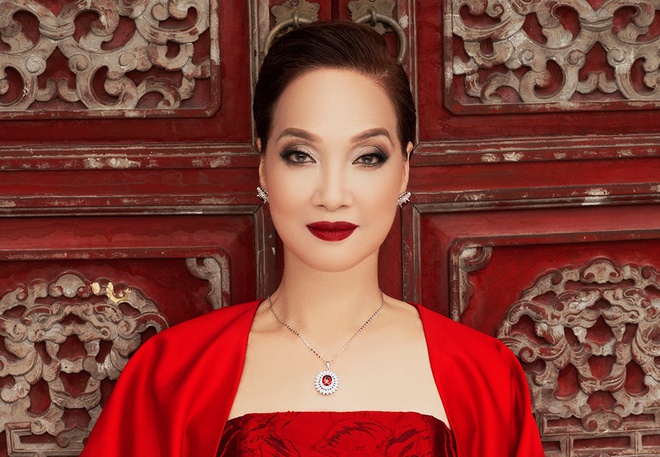 NSND L&ecirc; Khanh ngồi ghế n&oacute;ng cuộc thi Đường đến cầu vồng của VTV - Ảnh 3.