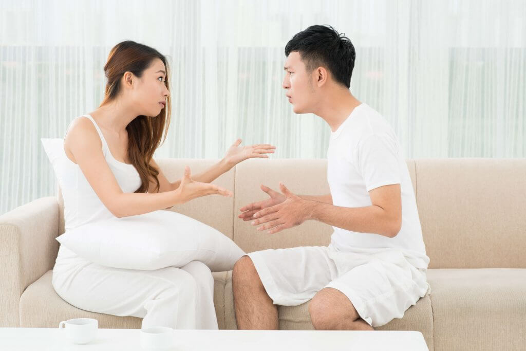 Ghen chi với ông chồng… tỉnh bơ - Ảnh 1.