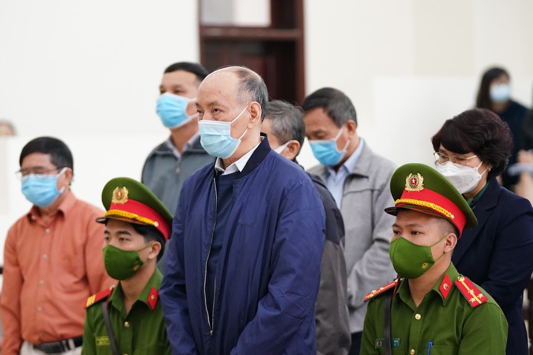 Vụ Gang th&eacute;p Th&aacute;i Nguy&ecirc;n: Một luật sư l&agrave; F2 bị c&aacute;ch ly, kh&ocirc;ng thể đến t&ograve;a - Ảnh 2.