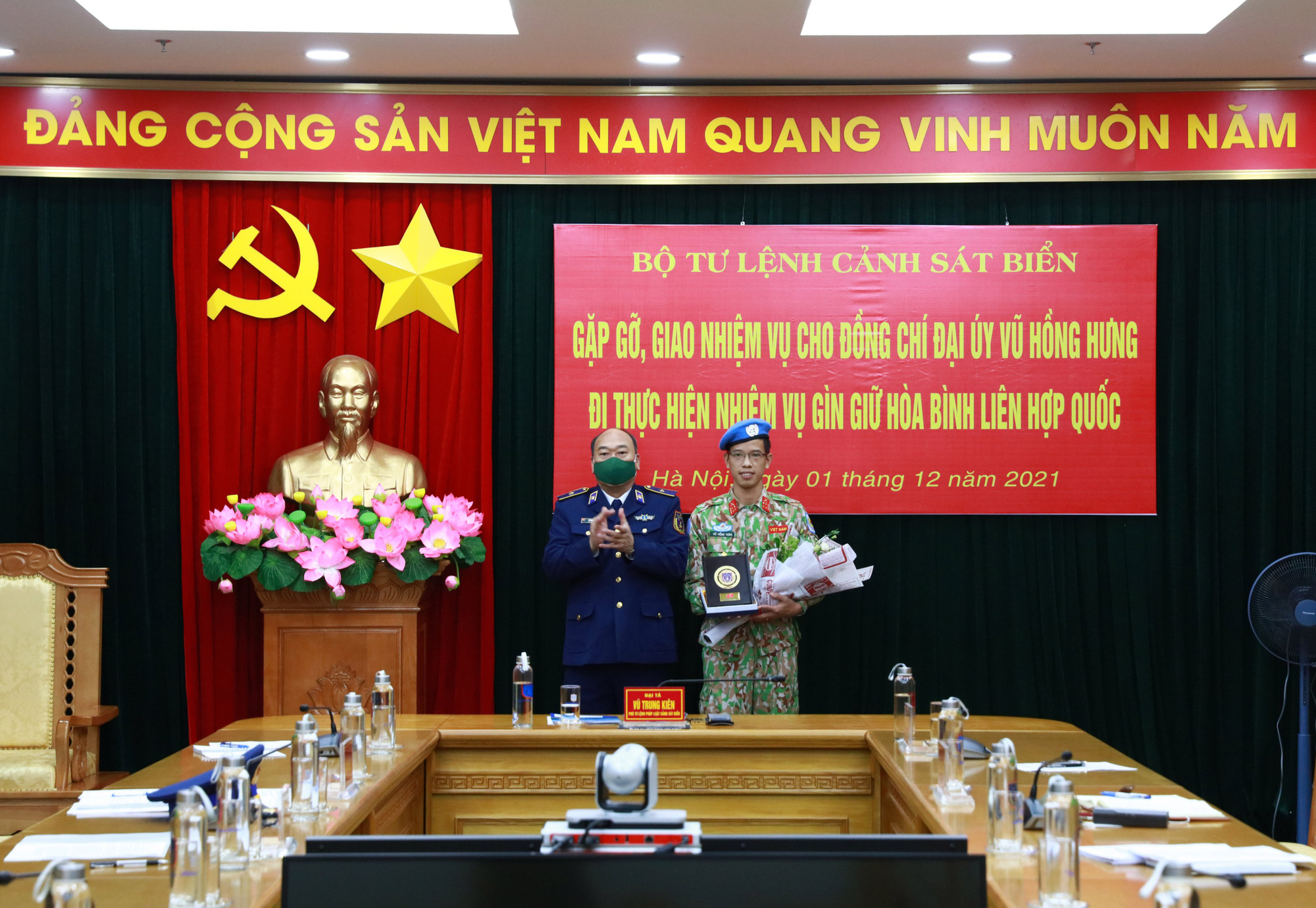 Sĩ quan trẻ Cảnh s&aacute;t biển tham gia lực lượng mũ nồi xanh tại Ph&aacute;i bộ Nam Sudan - Ảnh 1.