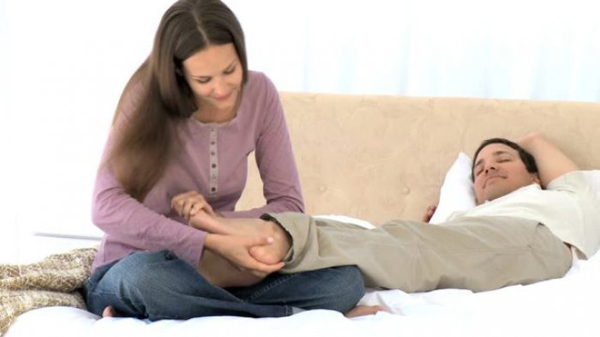 Vợ chồng chăm l&agrave;m điều n&agrave;y buổi tối, cứu h&ocirc;n nh&acirc;n khỏi v&agrave;o &ldquo;ng&otilde; cụt&rdquo; - Ảnh 4.