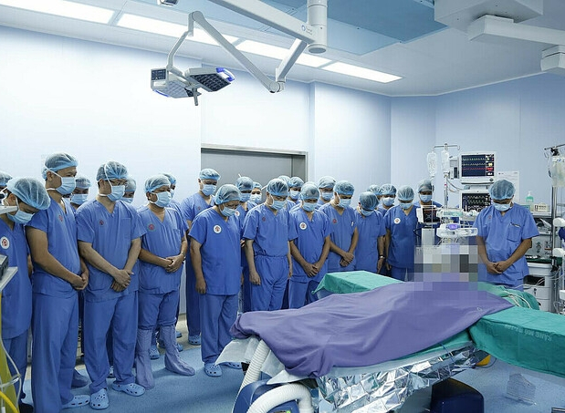 Kiến nghị cho phép người dưới 18 tuổi chết não hiến tạng
